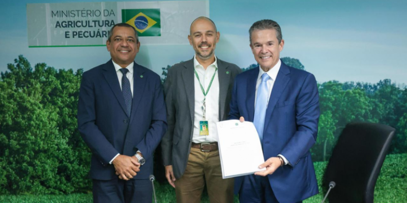 GT do El Niño entrega relatório final ao ministro André de Paula
