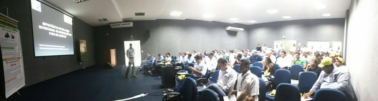 Aconteceu na quarta-feira dia 18, o 1º ENCONTRO COOPERCITRUS DE CANA DE AÇÚCAR EM ITURAMA.