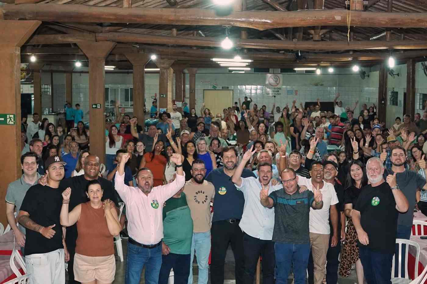 Luiz Fernando e João Paulo reúnem 300 apoiadores do agronegócio e reforçam defesa da representação regional