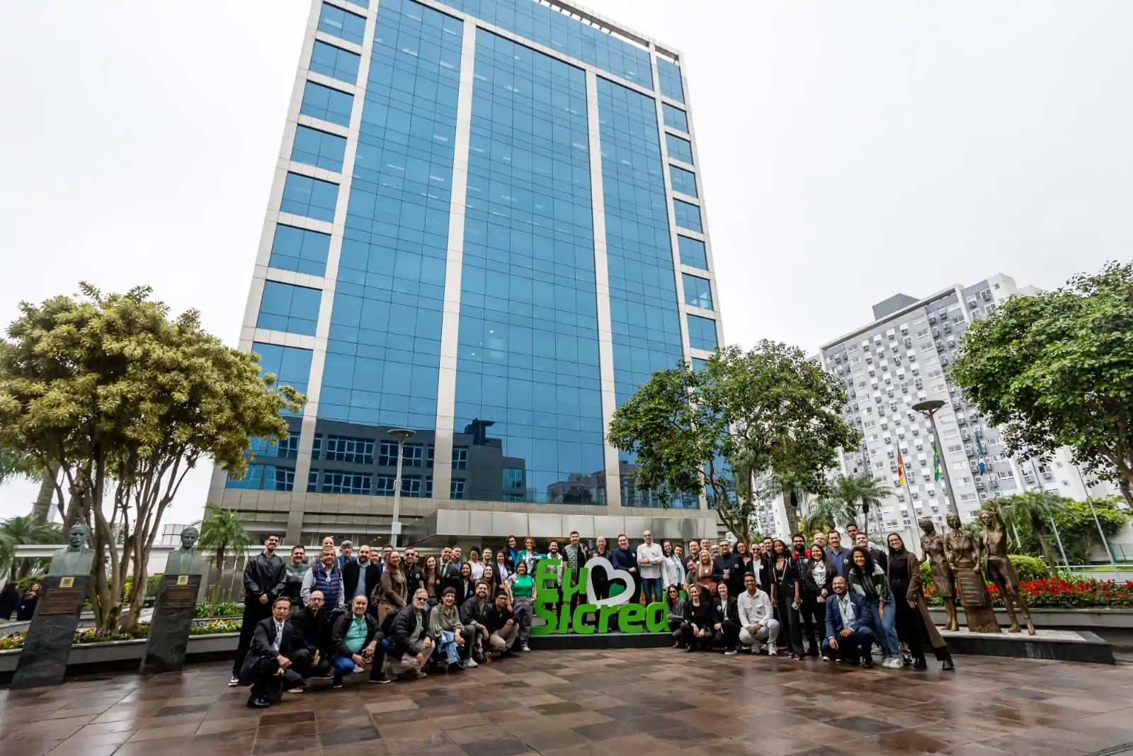 Cooperativismo de crédito cresce no ES e supera 170 mil associados